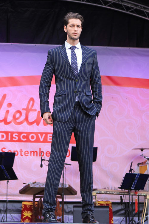 Lụa tơ tằm Việt kiêu hãnh bên trời Tây - 4