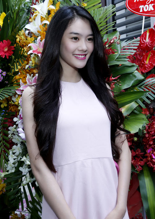 Linh Chi, Võ Cảnh tình tứ trên phố - 6