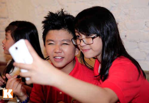 Quang Anh mang đặc sản Thanh Hóa mời cả đội - 6