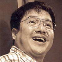  - Chí Trung:  Sao lại trách Ngọc Trinh cởi!