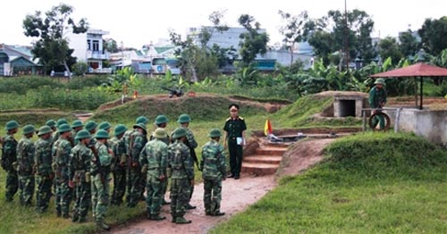 Chiến sĩ trẻ "cưỡi" tăng, luyện súng - 6