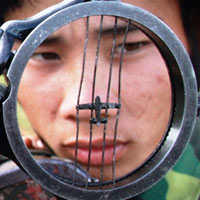 Tin tức trong ngày - Chiến sĩ trẻ "cưỡi" tăng, luyện súng