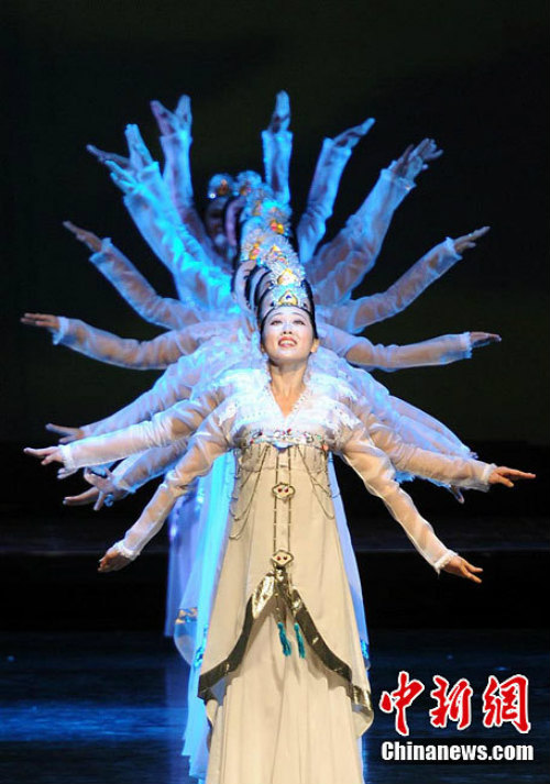 Tiết lộ ít biết về dàn nhạc mỹ nhân Triều Tiên - 17