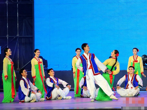 Tiết lộ ít biết về dàn nhạc mỹ nhân Triều Tiên - 19