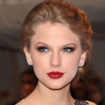 Làm đẹp cùng sao - Giải mã vẻ đẹp rực rỡ của Taylor Swift