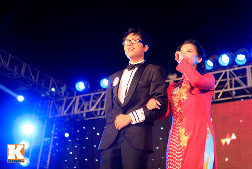 Những cặp đôi hot nhất trường Ams - 19