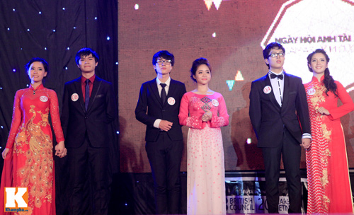 Những cặp đôi hot nhất trường Ams - 14