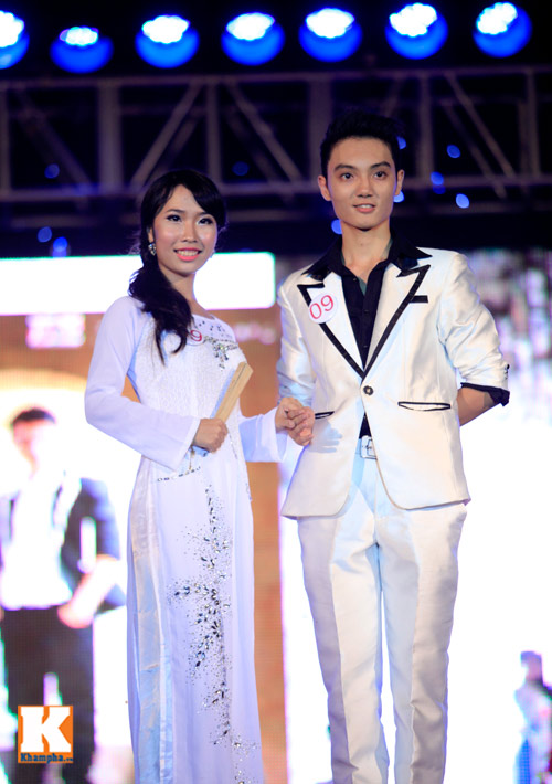 Những cặp đôi hot nhất trường Ams - 3