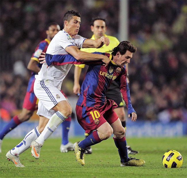 Ronaldo - Messi, kỳ phùng địch thủ.
