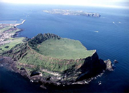 Chuyến bay diệu kì đến đảo Jeju - 1