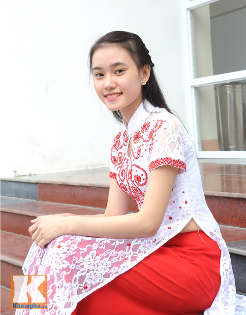 Nữ sinh sân khấu đẹp như hotgirl - 3