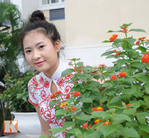 Nữ sinh sân khấu đẹp như hotgirl - 5