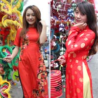 Bạn trẻ - Cuộc sống - Thiếu nữ Sài thành xinh tươi dạo phố lồng đèn