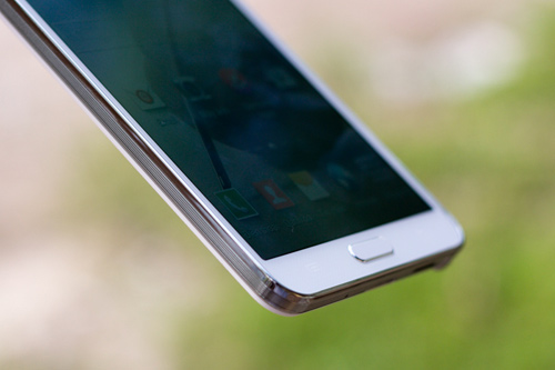 Trên tay "bom tấn" Samsung Galaxy Note 3 - 8