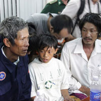 Tin tức trong ngày - Vụ đâm tàu: Nạn nhân có thể kẹt trong tàu