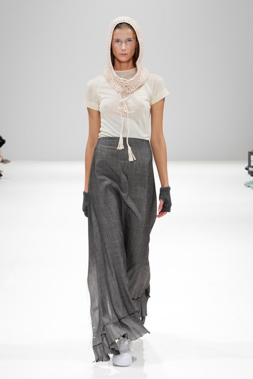 Thúy Hương khiến thời trang Việt tự hào - 6