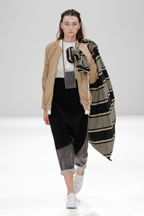 Thúy Hương khiến thời trang Việt tự hào - 7