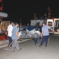 Vụ đâm tàu: 5 ngư dân mất tích đã trôi rất xa?