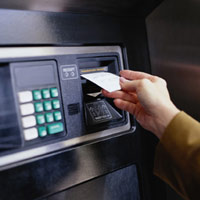 Tin tức trong ngày - NHNN: Kiểm tra các vụ mất tiền tại ATM