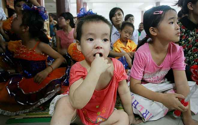 Trẻ mồ côi, HIV vui đón trung thu - 7