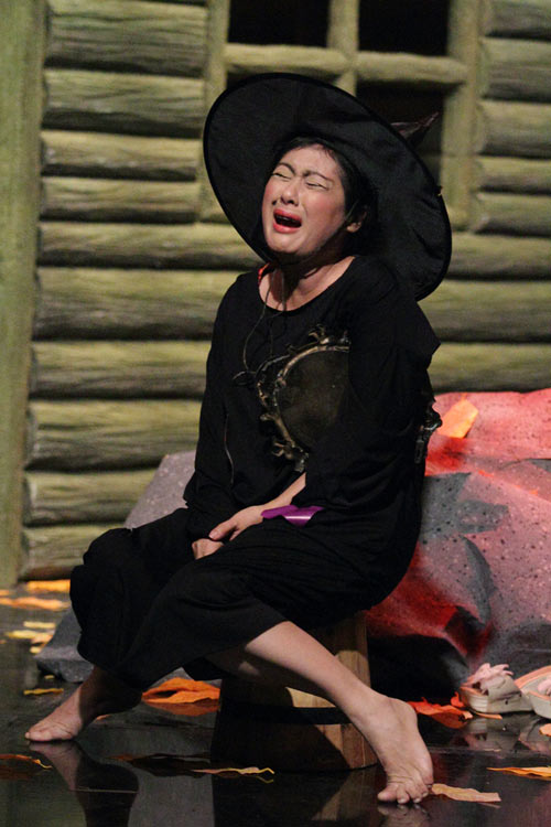 Ngọc Trinh hóa nàng Tiết Canh - 3