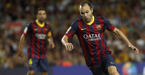 Iniesta muốn Barca trả lương “siêu khủng” - 1