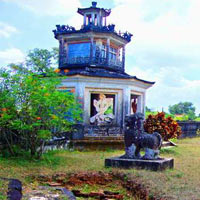 Du lịch - Thăm Thành Hoàng Đế xưa tại Bình Định