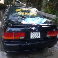 Tin tức trong ngày - Xe đâm 2 trẻ: Lái xe “mượn” xe nhà sư về nhà