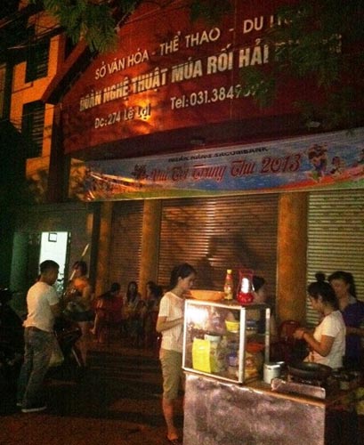 Hàng trăm người mua phải vé xem múa rối giả - 2