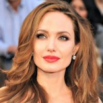  - Xôn xao tin Angelina Jolie sắp qua đời