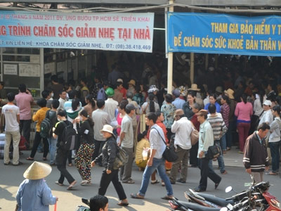 'Cò' bệnh viện giăng bẫy khắp nơi - 3