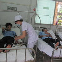 Sức khỏe đời sống - Trẻ ngộ độc do người lớn