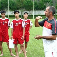 Bóng đá - Chuyên gia nói về lối chơi U19 Việt Nam