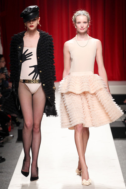 "Gái hư" và "gái ngoan" của Moschino - 7