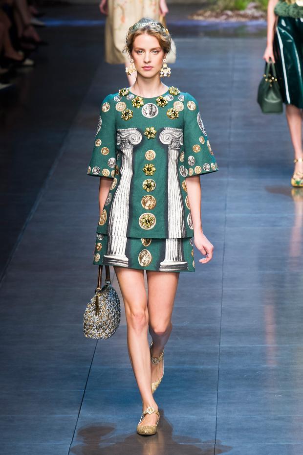 Dolce & Gabbana vẽ lại "Giấc mơ vô thực" - 10