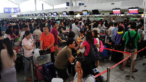 TQ: Siêu bão Usagi càn quét, 25 người chết - 5