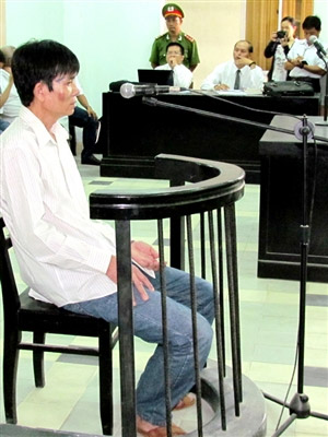 Y án 23 năm tù kẻ mưu sát GĐ công an Khánh Hòa - 1