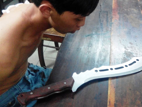 Cựu công binh Trường Sa quật ngã kẻ chém người - 1