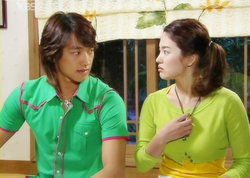 Video: Rain, Song Hye Kyo đấu đá trên giường - 9