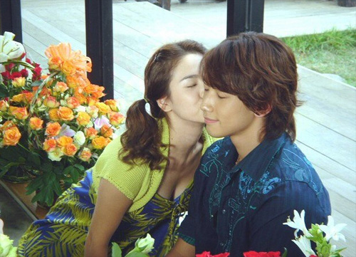 Video: Rain, Song Hye Kyo đấu đá trên giường - 11