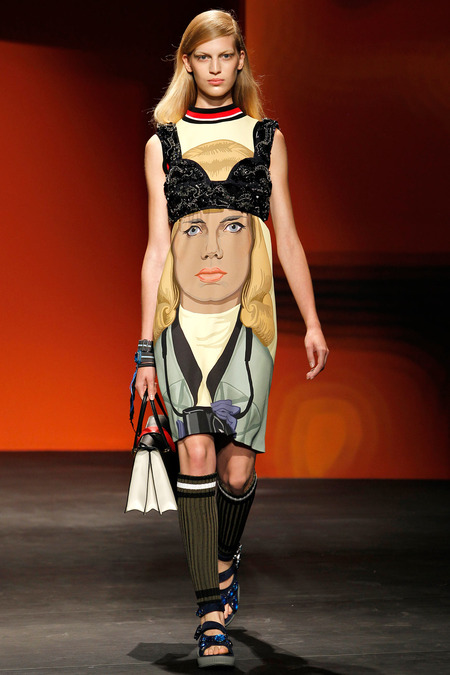 Mê mệt vì nghệ thuật đường phố của Prada - 15