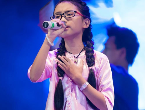 Những đứa trẻ bị "bủa vây" - 1