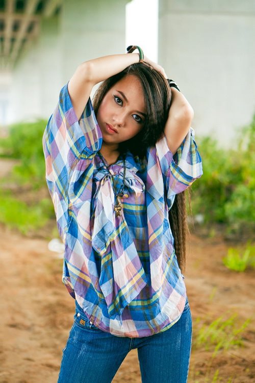 Những đứa trẻ bị "bủa vây" - 4