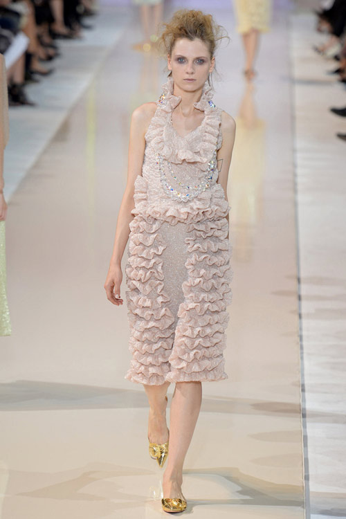 Ngắm người đàn bà trẻ con của Rochas - 7