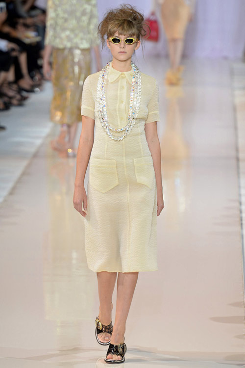 Ngắm người đàn bà trẻ con của Rochas - 3