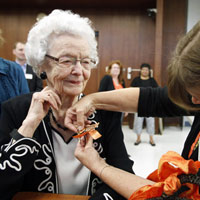 Giáo dục - du học - Mỹ: Cụ bà 99 tuổi nhận bằng tốt nghiệp trung học