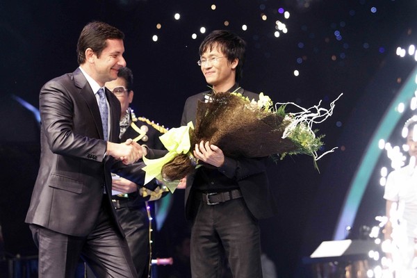 Tiết lộ cát-sê của Quán quân VN Got Talent 2012 - 3