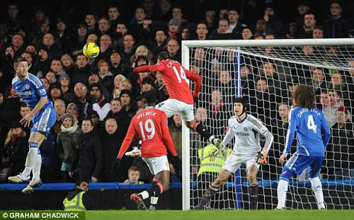 MU: Hãy công bằng với Chicharito! - 1