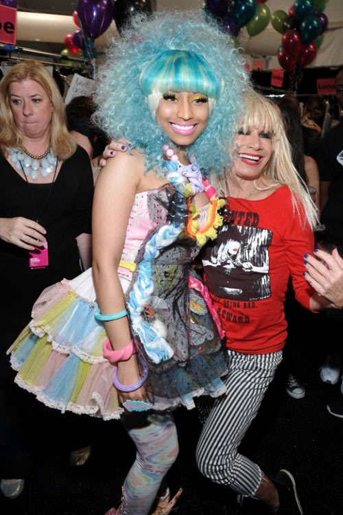 Thời trang "dọa ma" của Nicki Minaj - 15