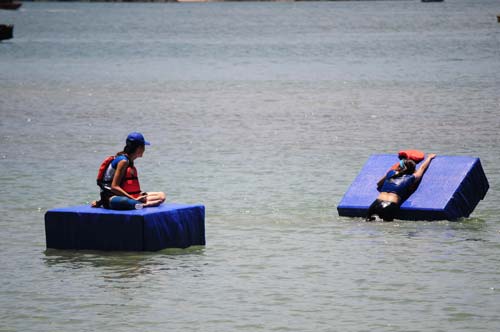 Nhan Phúc Vinh - Linh Chi cạo trọc đầu - 5